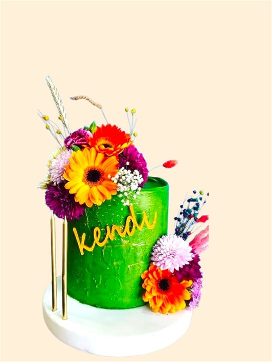 Çiçek Figürlü Pastalar